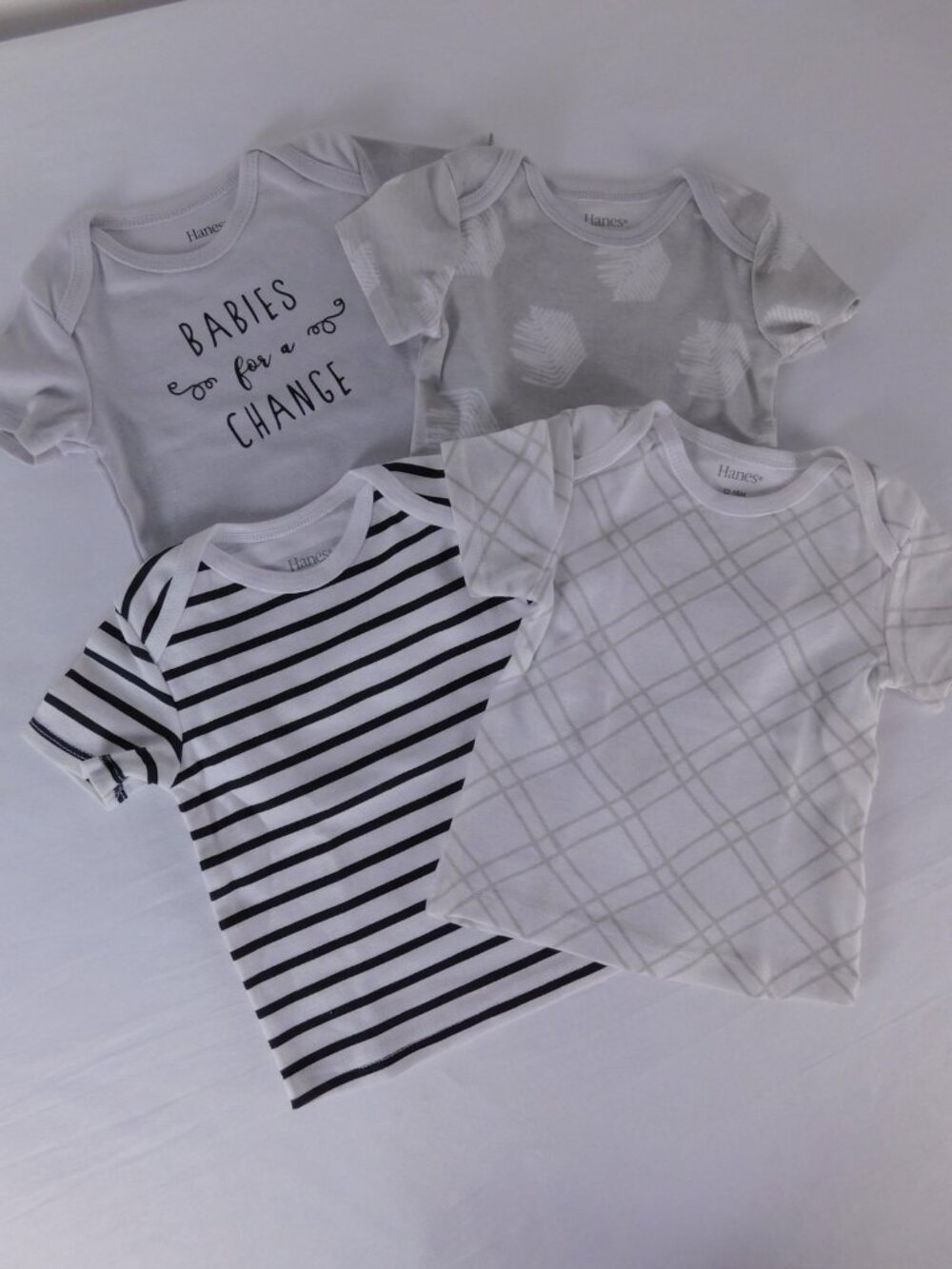 Hanes Shirt Girls 12-18 Months White Graphic Stripe Plaid Short Sleeve 4 Pack